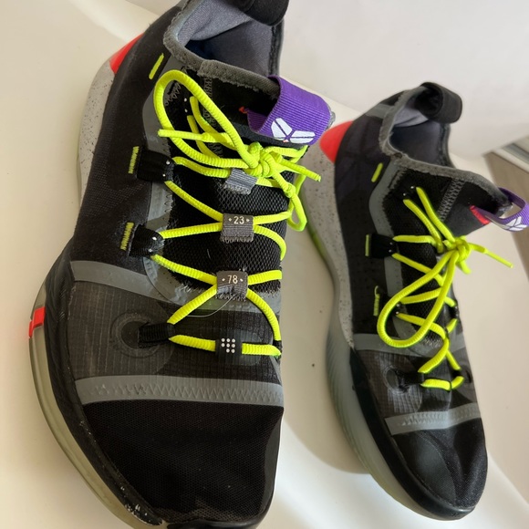 Nike Kobe exodus mens 10 multi colour sneakers.. - Picture 6 of 9